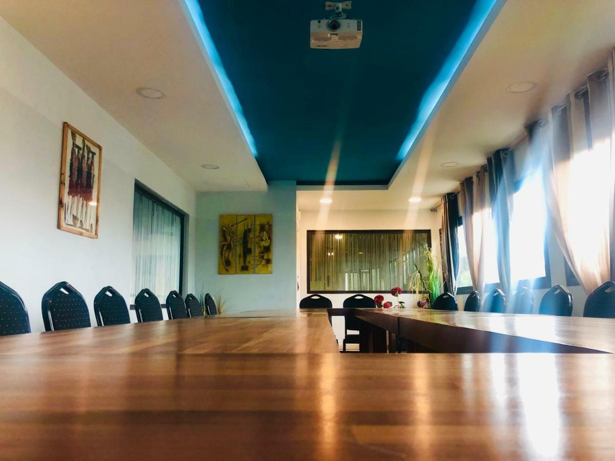 休闲酒店 阿比让 外观 照片